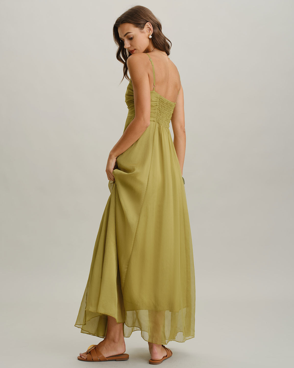 RIHANNA | VESTIDO LARGO CON VOLANTES VERDES
